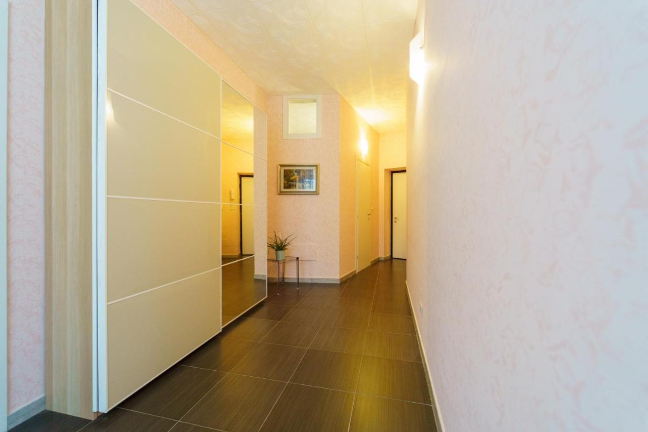 Siracusa Comfy & Central Apartment With Terrace シラクーサ エクステリア 写真