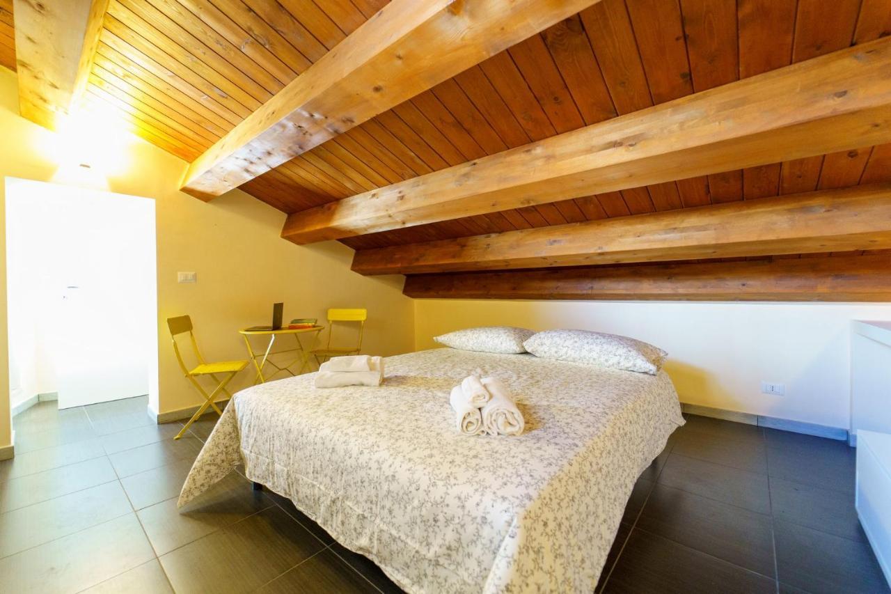Siracusa Comfy & Central Apartment With Terrace シラクーサ エクステリア 写真